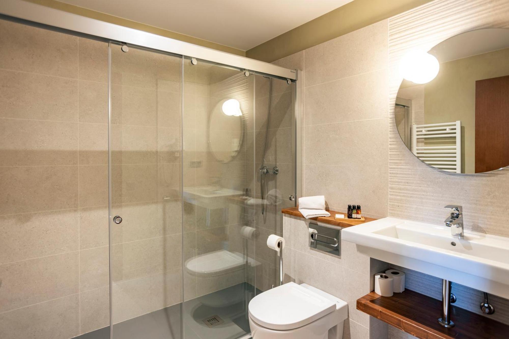 Abbatissa Hotel Restaurant Sant Joan de les Abadesses Εξωτερικό φωτογραφία